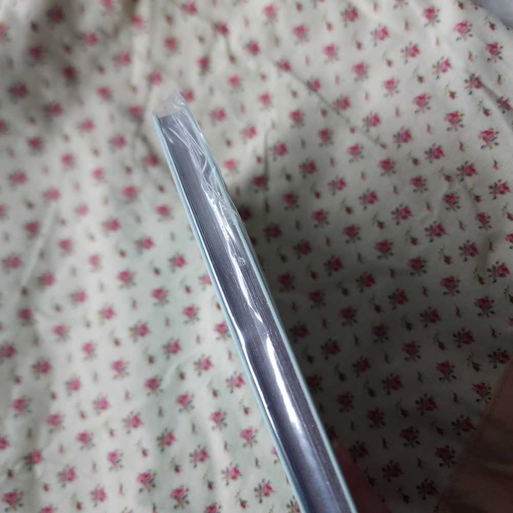Perfect by Marc Jacobs soft notebook - Picture 4 of 5